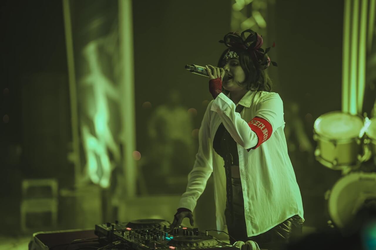 Performance by DJ Sonica