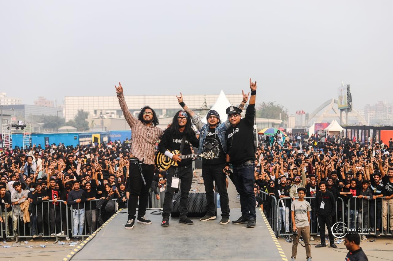 Performance by Subconscious Band